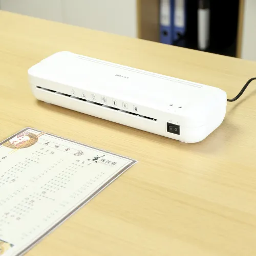 Deli E2132 A4 Laminating Machine — image 3 of 6