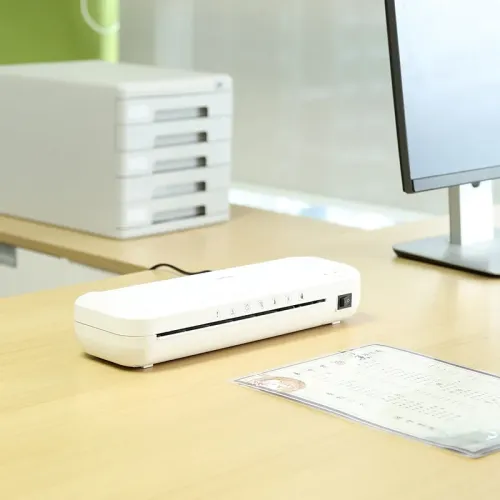 Deli E2132 A4 Laminating Machine — image 5 of 6